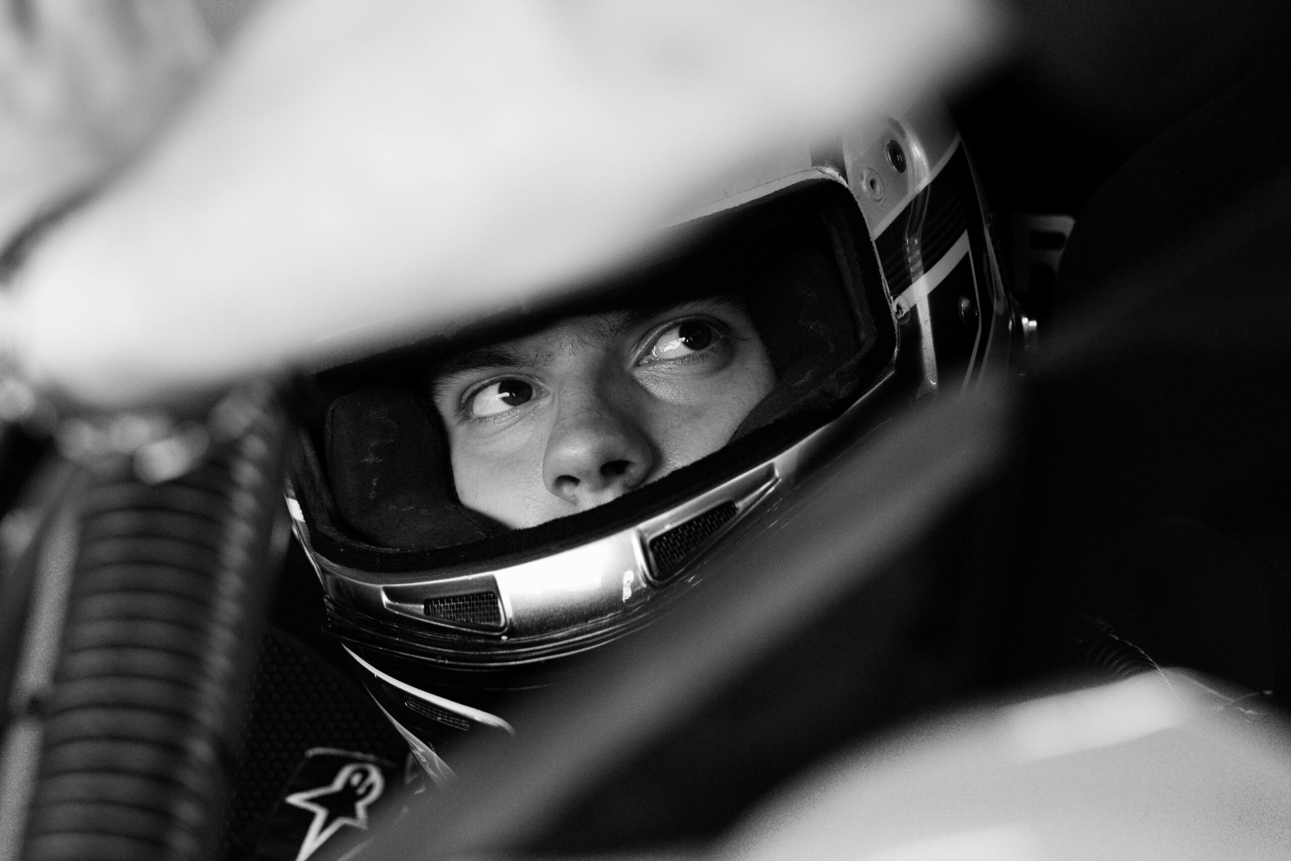 Les meilleurs casques de course automobile : Sécurité et confort sur la piste