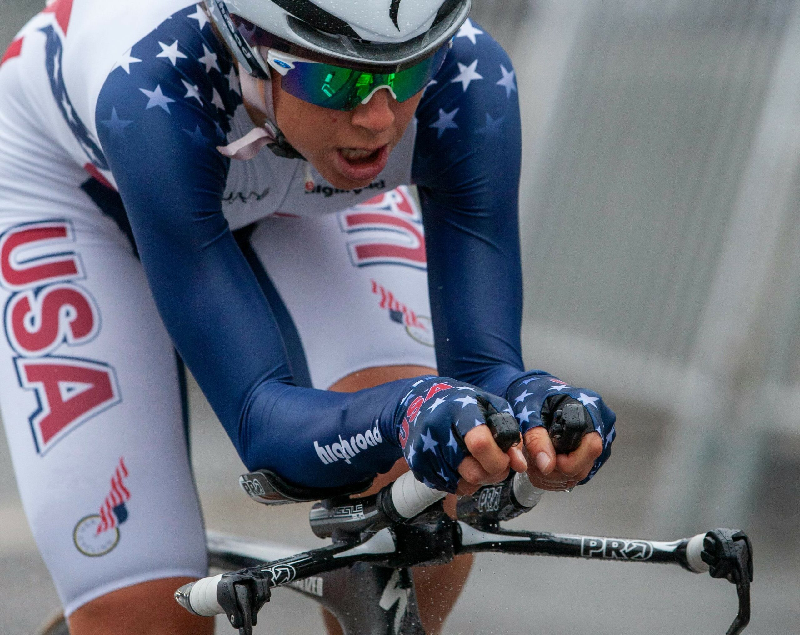 Comment les vêtements techniques améliorent les performances sportives