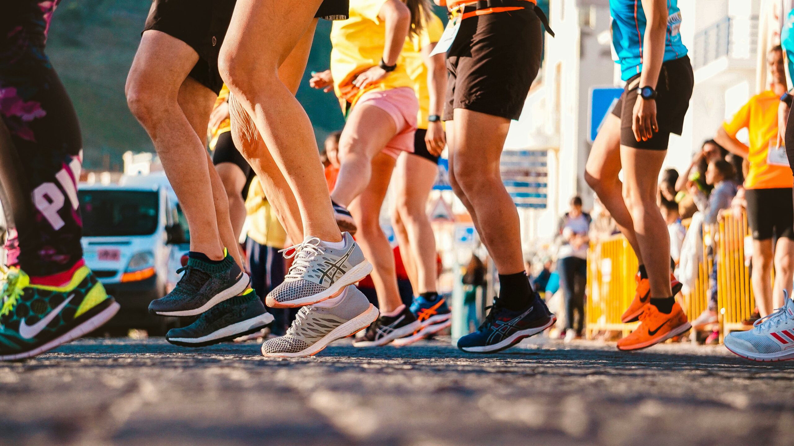 L’importance des chaussures de course : Performance et adhérence